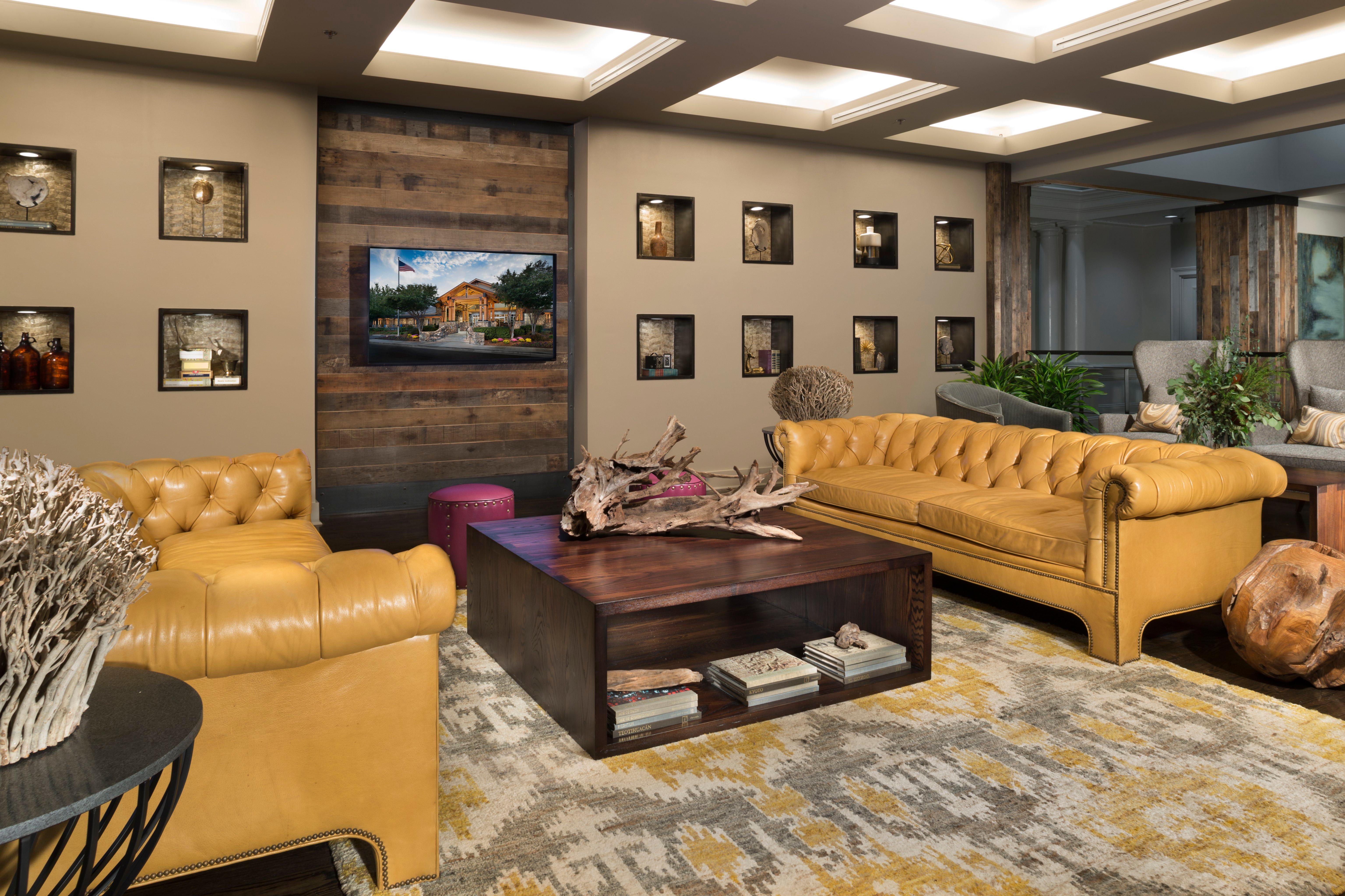 Crowne Plaza By Ihg 4*
